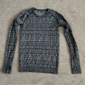 Lululemon Rest Less Pullover Longsleeve